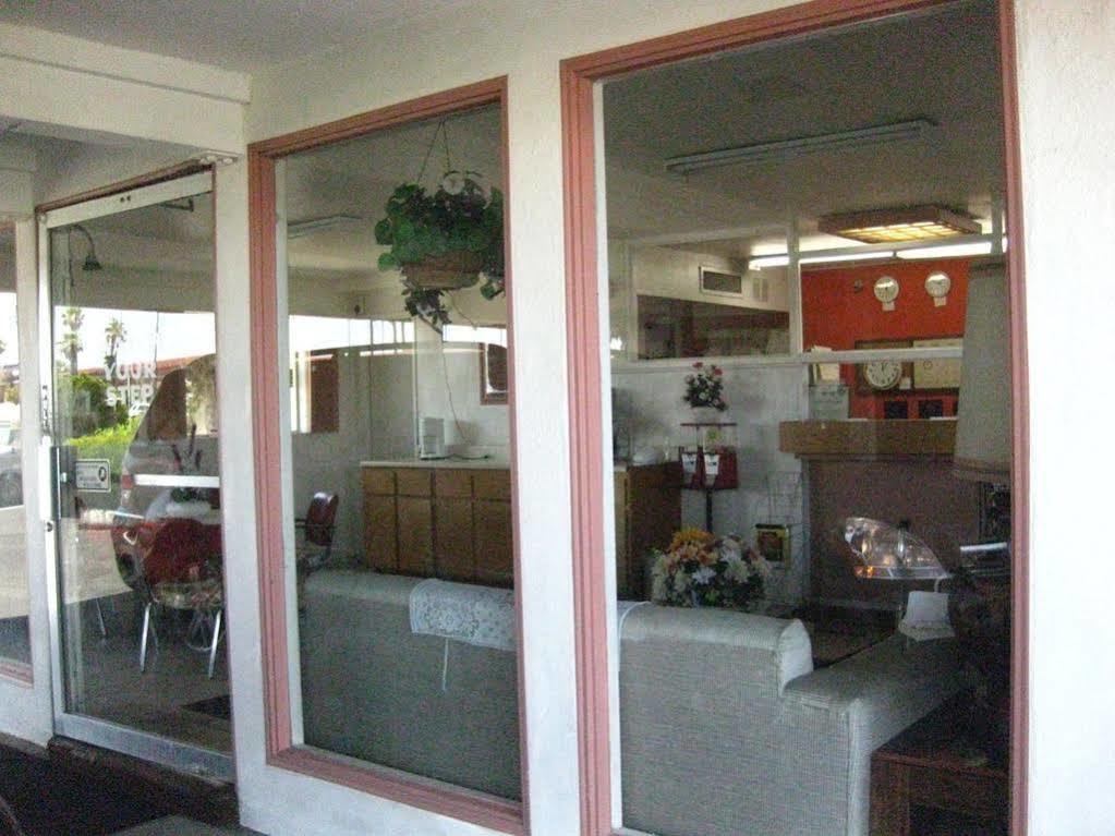 Desert Inn Motel Barstow Eksteriør billede